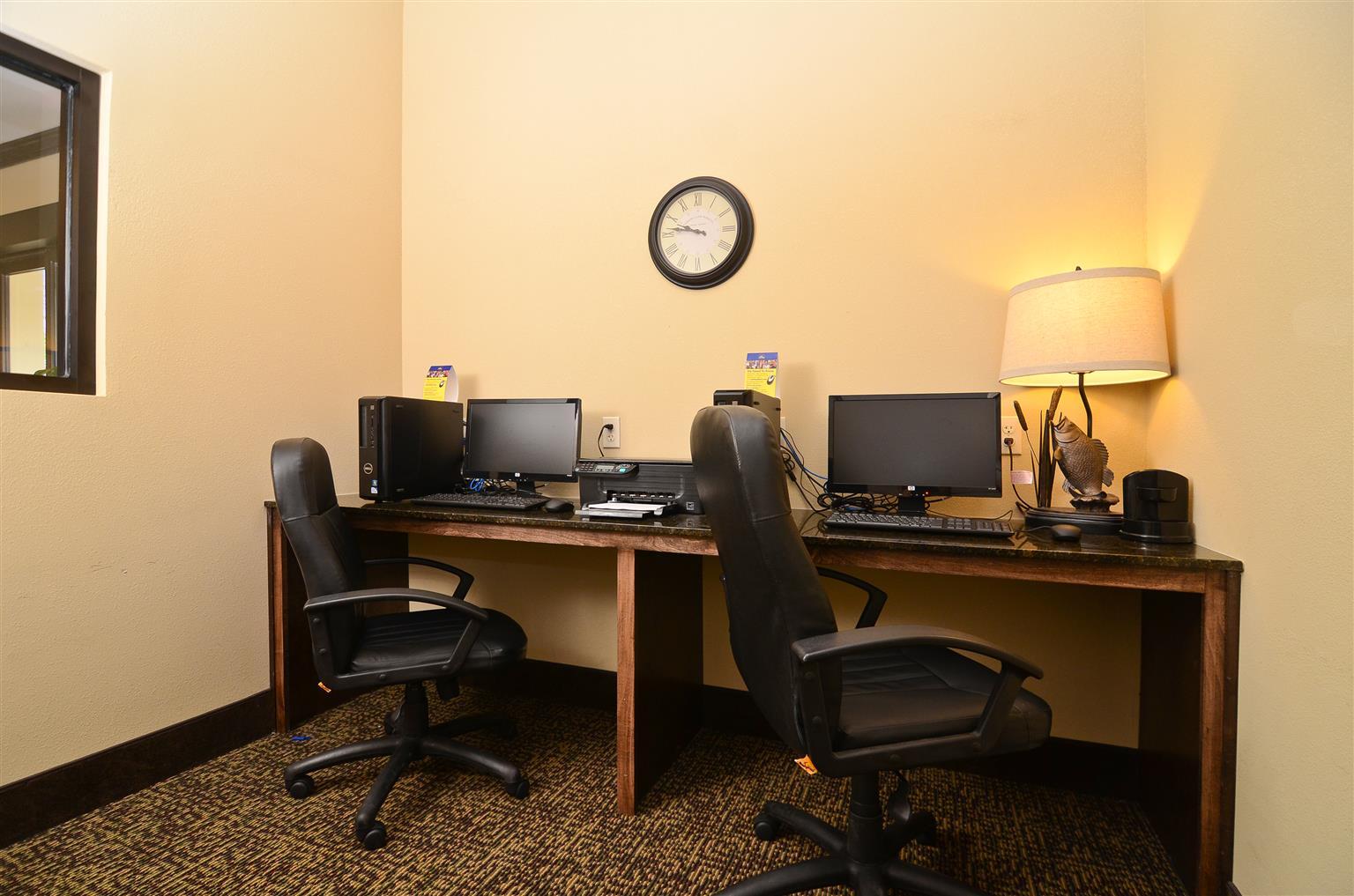 Best Western Plus Emory At Lake Fork Inn & Suites Exterior photo